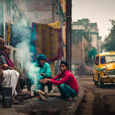 Kolkata_Taxi_Winter_People_Smoke_WV