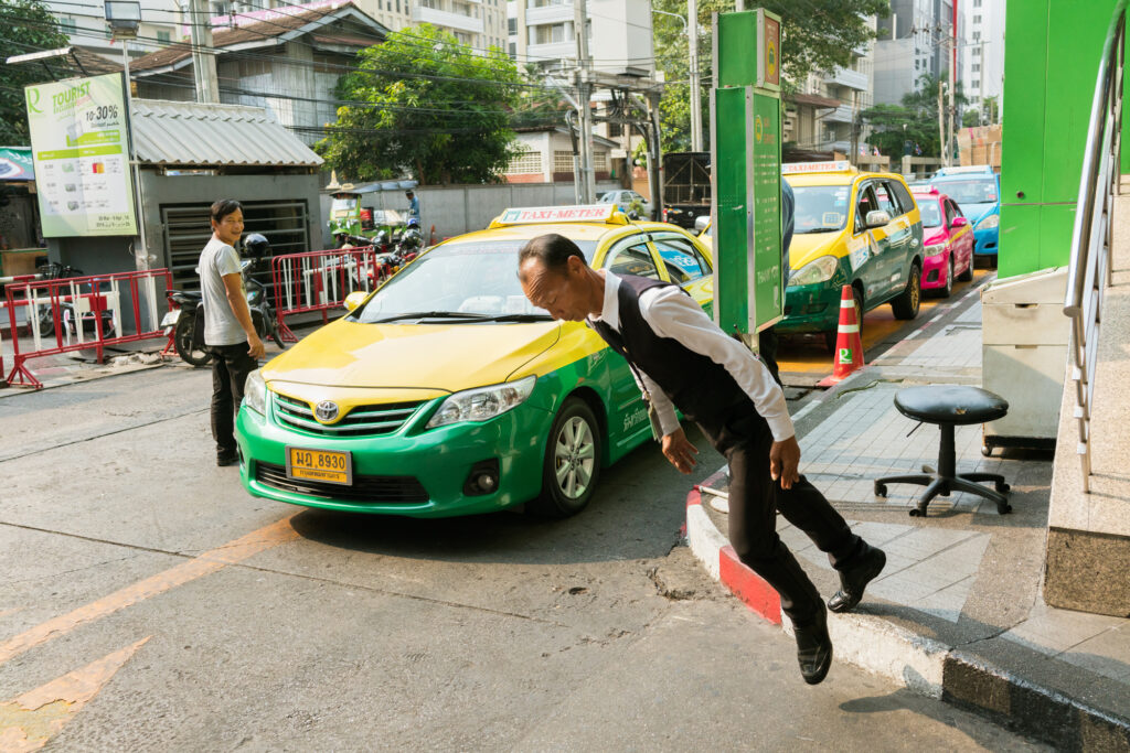 Tavepong Pratoomwong -- The Smooth Criminal